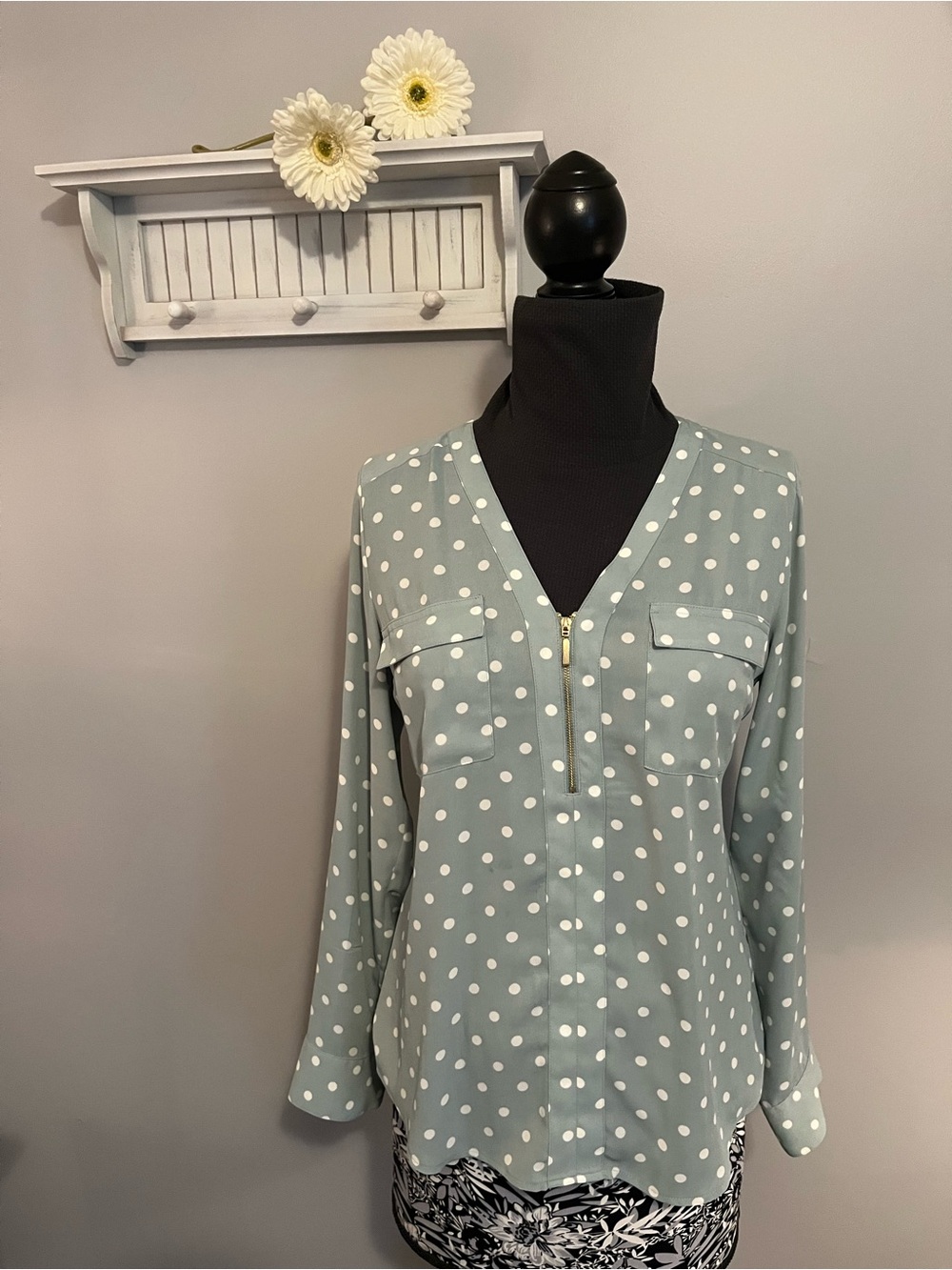 Express Chelsea Portofino Light Green Polka Dot Blouse EUC